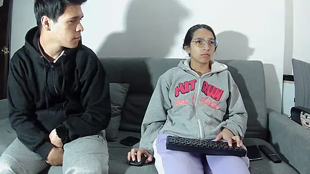 Katalleya jyj online show from October 2025 01:42:02 PM