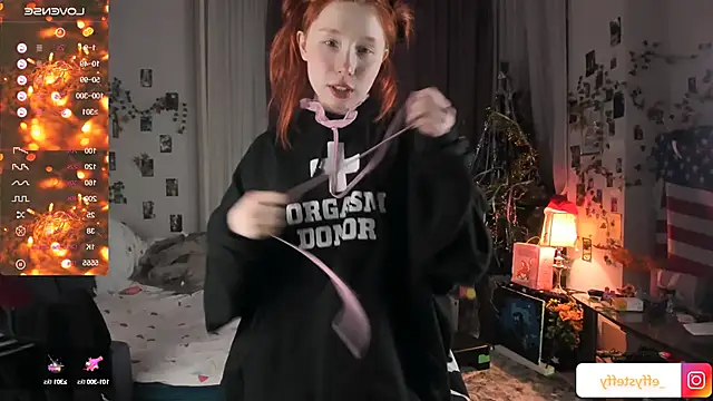 CallMeEffy1 online show from January 2025 04:38:01 PM