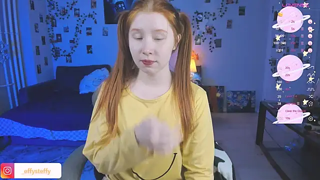 CallMeEffy1 online show from October 2025 03:43:01 PM