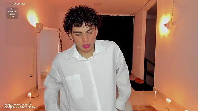 Curlblue online show from October 2025 03:30:01 AM