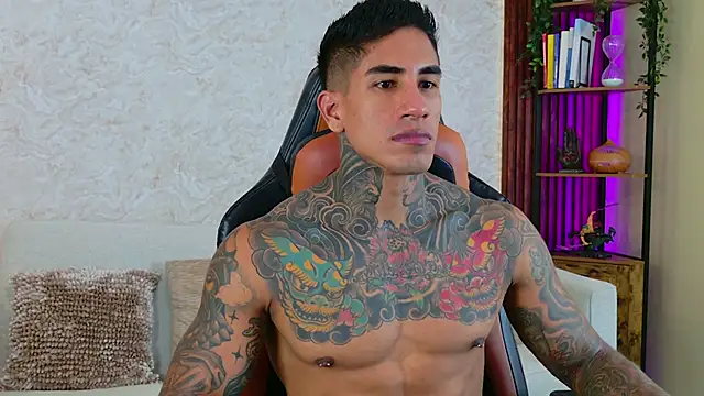 AdanReilly online show from November 2025 03:52:02 PM