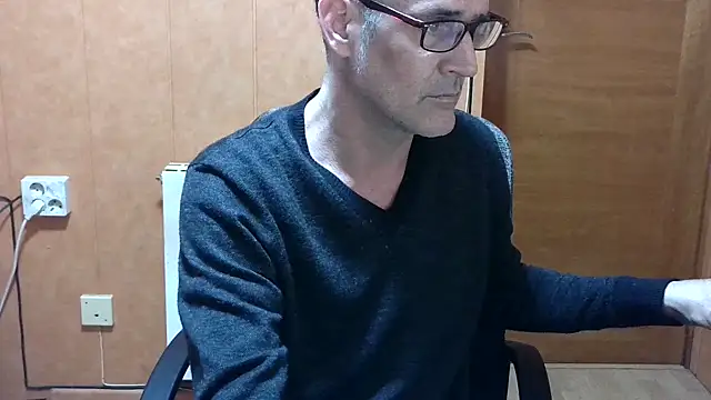 Lia Y PatrickX online show from November 2025 09:06:01 PM