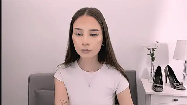 EmilyDarling online show from February 2026 09:02:01 PM