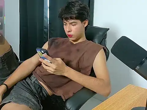 Jacotnk online show from December 2025 09:21:02 PM