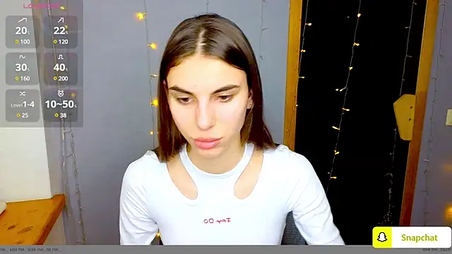 Snapshot of EmmyGreans chatting on January 2025 01:00:01 PM EmmyGreans online show from January 2025 01:00:01 PM