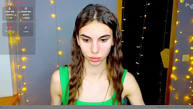 Snapshot of EmmyGreans chatting on January 2025 12:41:02 PM EmmyGreans online show from January 2025 12:41:02 PM