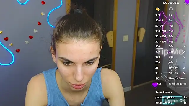 Snapshot of EmmyGreans chatting on March 2025 09:55:01 AM EmmyGreans online show from March 2025 09:55:01 AM