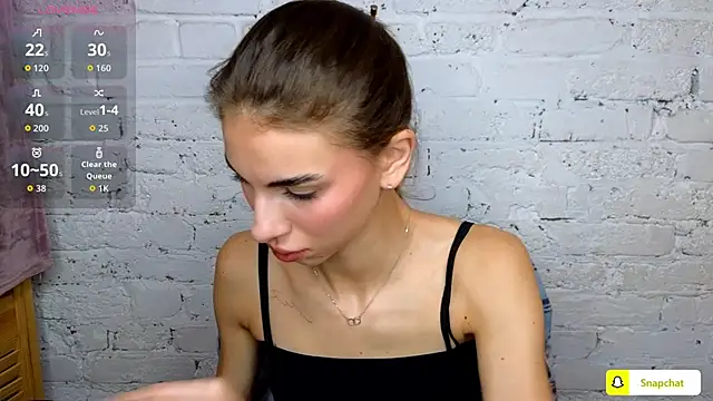 Snapshot of EmmyGreans chatting on October 2025 05:48:02 AM EmmyGreans online show from October 2025 05:48:02 AM