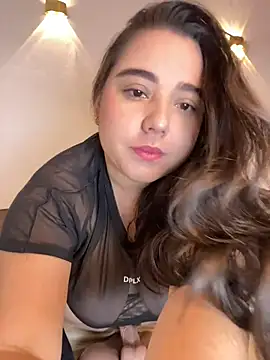 LunaGil1 online show from March 2026 01:17:01 PM