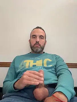 leon3875 online show from April 2026 03:39:02 PM