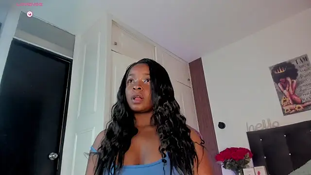 Reina Love2 online show from February 2026 01:10:01 PM