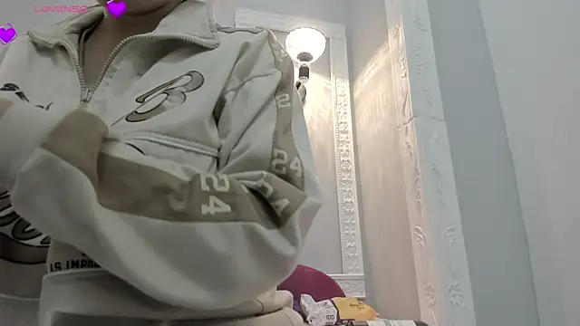 Emasanders online show from January 2025 03:39:02 PM