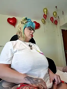 Snapshot of Escarlate4you_ chatting on February 2026 10:01:01 AM Escarlate4you online show from February 2026 10:01:01 AM