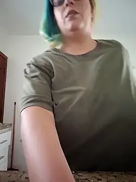 Snapshot of Escarlate4you_ chatting on February 2026 09:32:02 AM Escarlate4you online show from February 2026 09:32:02 AM