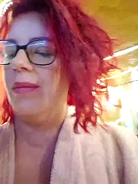 Snapshot of Escarlate4you_ chatting on July 2026 11:17:02 AM Escarlate4you online show from July 2026 11:17:02 AM