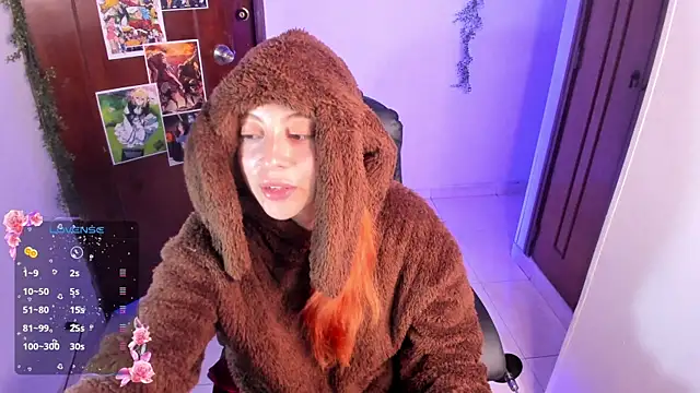 Snapshot of Violetaarey chatting on December 2025 05:34:01 AM Violetaarey online show from December 2025 05:34:01 AM