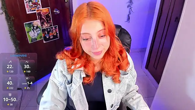 Snapshot of Violetaarey chatting on December 2025 10:52:01 PM Violetaarey online show from December 2025 10:52:01 PM