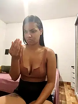 Bella Anjoss online show from January 2025 10:13:02 PM