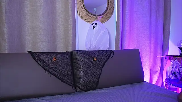 ShelleyMorell online show from October 2025 02:27:02 PM