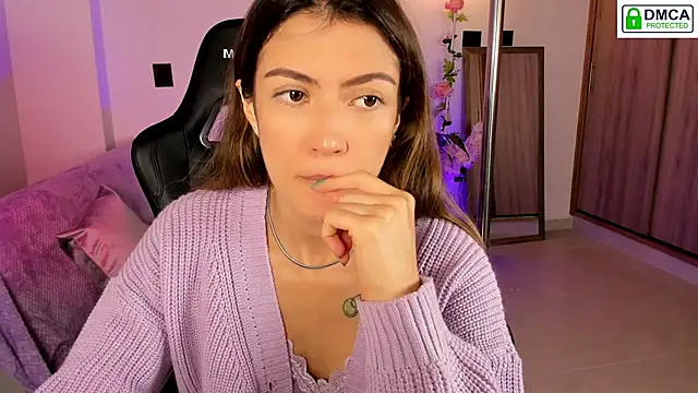 Lilabril online show from September 2025 02:38:02 PM