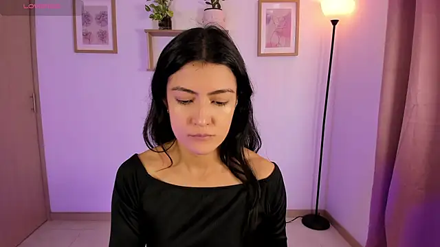 Lilabril online show from June 2026 02:49:02 PM