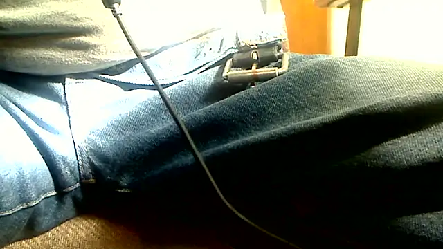 markluvskitty online show from March 2026 02:34:01 PM