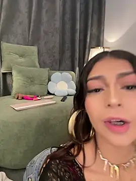 Snapshot of CHERRYY_BOMB_ chatting on June 2026 06:36:01 PM CHERRYY BOMB online show from June 2026 06:36:01 PM