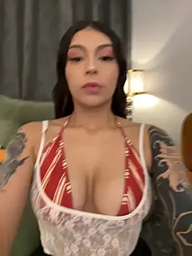 Snapshot of CHERRYY_BOMB_ chatting on July 2026 07:20:02 PM CHERRYY BOMB online show from July 2026 07:20:02 PM