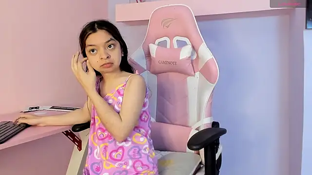 CharlotteMuller online show from October 2025 07:14:01 PM