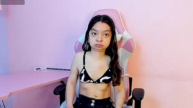 CharlotteMuller online show from November 2025 07:36:01 PM