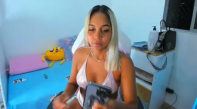  anhalia online show from December 2024 02:35:01 AM