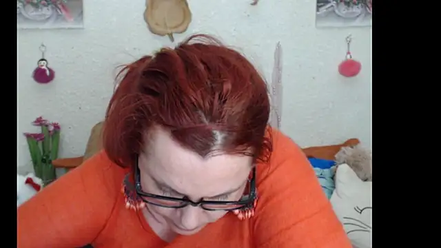 PlayfullMature online show from November 2025 09:33:01 AM