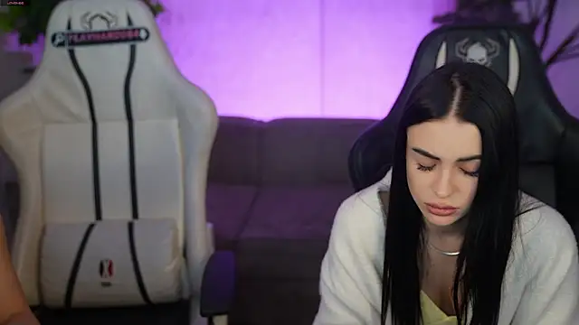 Tina Breeze online show from March 2026 08:28:01 AM