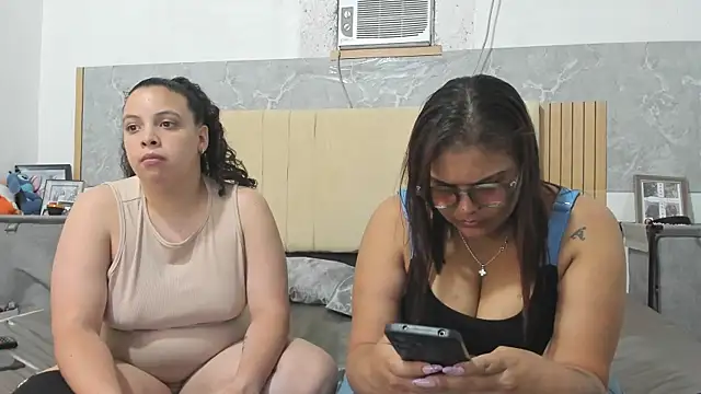 Snapshot of Danielaandximena chatting on June 2026 02:47:02 AM Danielaandximena online show from June 2026 02:47:02 AM
