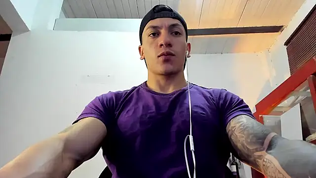 aquiles 51 online show from November 2025 04:18:02 PM