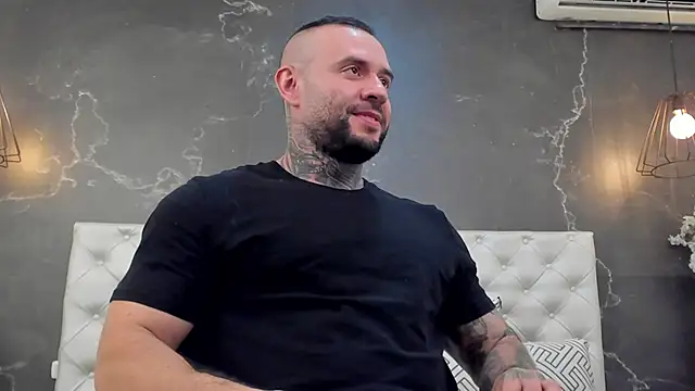 BruceDallas online show from January 2025 10:22:02 PM