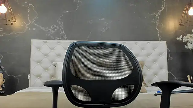 BruceDallas online show from January 2025 03:22:02 AM