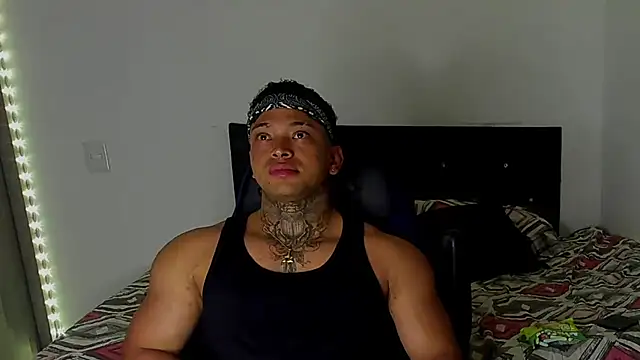 Stiven collins online show from February 2025 07:02:02 AM