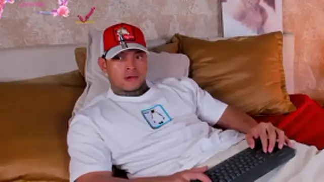 Stiven collins online show from February 2026 08:40:02 PM