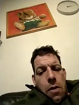 Snapshot of Knuffelstaaf123 chatting on January 2025 09:25:02 PM Knuffelstaaf123 online show from January 2025 09:25:02 PM