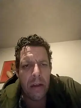 Snapshot of Knuffelstaaf123 chatting on March 2025 01:46:01 AM Knuffelstaaf123 online show from March 2025 01:46:01 AM