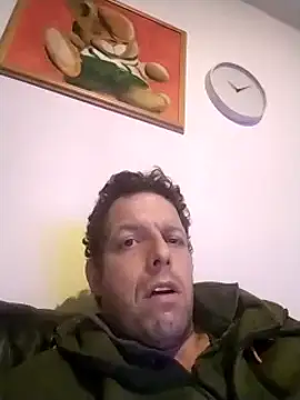 Snapshot of Knuffelstaaf123 chatting on March 2025 09:10:02 PM Knuffelstaaf123 online show from March 2025 09:10:02 PM