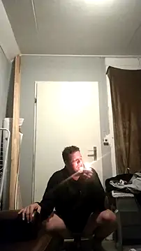 Snapshot of Knuffelstaaf123 chatting on September 2025 02:23:01 AM Knuffelstaaf123 online show from September 2025 02:23:01 AM