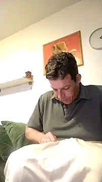 Snapshot of Knuffelstaaf123 chatting on September 2025 11:18:01 PM Knuffelstaaf123 online show from September 2025 11:18:01 PM