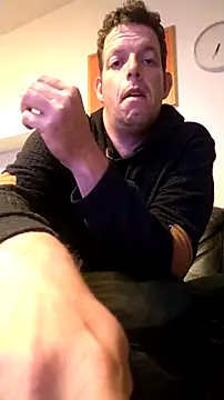 Snapshot of Knuffelstaaf123 chatting on October 2025 04:32:02 AM Knuffelstaaf123 online show from October 2025 04:32:02 AM