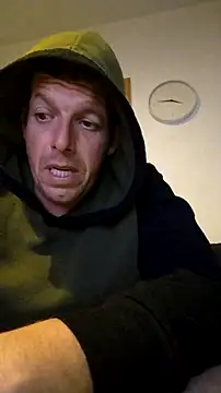 Snapshot of Knuffelstaaf123 chatting on October 2025 03:57:02 PM Knuffelstaaf123 online show from October 2025 03:57:02 PM