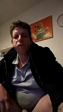 Snapshot of Knuffelstaaf123 chatting on November 2025 12:33:01 AM Knuffelstaaf123 online show from November 2025 12:33:01 AM