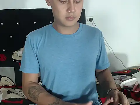 EmillyKoper online show from April 2026 07:03:02 PM