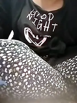 Snapshot of tahra-19 chatting on January 2025 07:18:01 PM tahra-19 online show from January 2025 07:18:01 PM