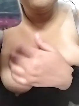 Snapshot of tahra-19 chatting on February 2025 12:32:01 PM tahra-19 online show from February 2025 12:32:01 PM